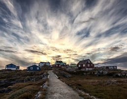 Midnight sun by VisitGreenland